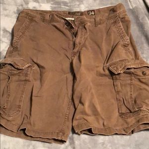 Men’s size 34 cargo shirt in brown by Old Navy